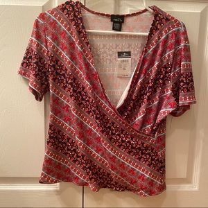 NWT patterned top